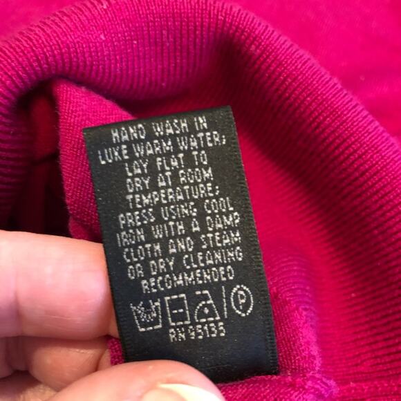 Lafayette 148 New York dark pink v neck wool sweater size Small - Picture 8 of 14
